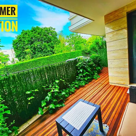 Matsa In Evergreen Complex Apartment